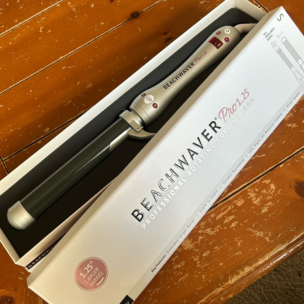 Beachwaver Pro 1.25 Professional Rotating Curling Iron